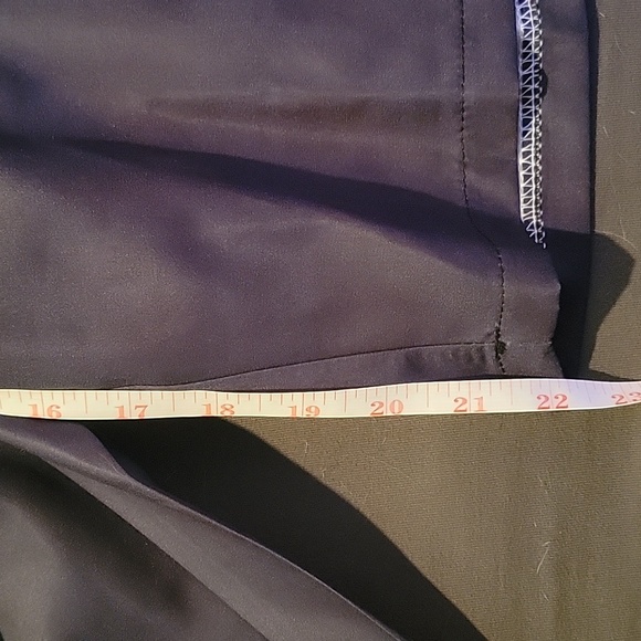 Never Worn! Size 3XL Shorts, Dark Grey - Picture 4 of 5